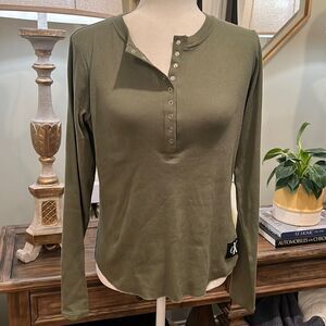 NWOT Calvin Klein Olive Green Long Sleeve Top Size Large